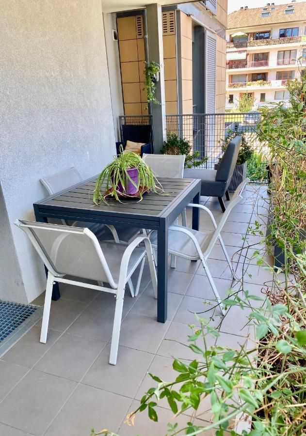 Appart Cosy Proche Du Lac Avec Terrasse آنسي المظهر الخارجي الصورة